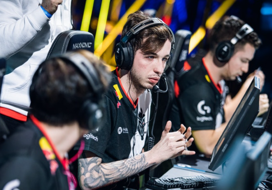 射手角色在LOL中的定位与挑战